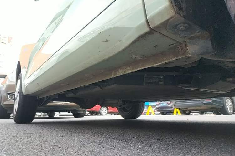 Used Wuling Hongguang MINIEV 2024 3rd Generation 215km Advanced Version Right Side Sill