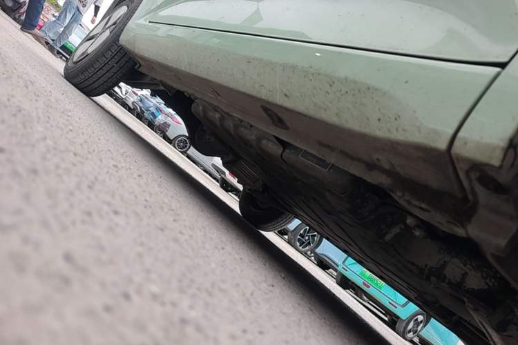 Used Wuling Hongguang MINIEV 2024 3rd Generation 215km Advanced Version Right Side Sill
