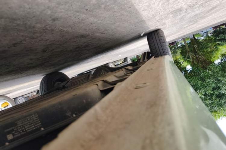 Used Wuling Hongguang MINIEV 2024 3rd Generation 215km Advanced Version Right Side Sill