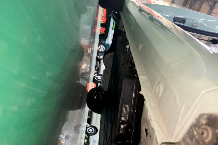 Used Wuling Hongguang MINIEV 2024 3rd Generation 215km Youth Edition Right Side Sill