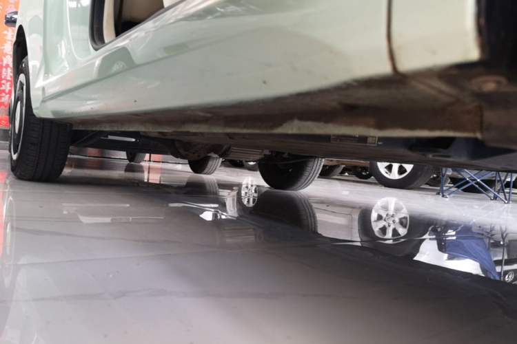 Used Wuling Hongguang MINIEV 2024 3rd Generation 215km Youth Edition Right Side Sill