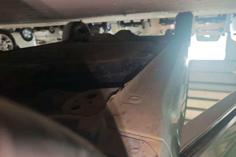 Used Wuling Hongguang MINIEV 2024 3rd Generation 215km Youth Edition Right Side Sill