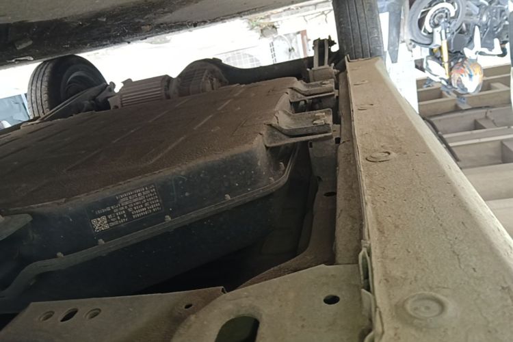 Used Wuling Hongguang MINIEV 2024 3rd Generation 215km Advanced Version Right Side Sill