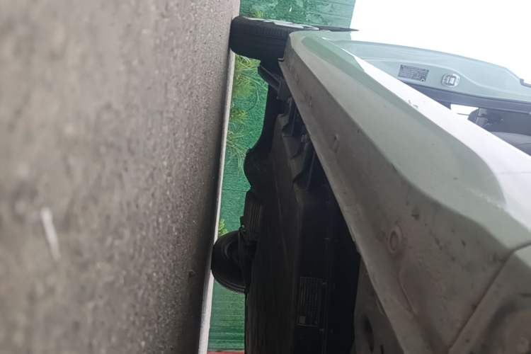Used Wuling Hongguang MINIEV 2024 3rd Generation 215km Advanced Version Right Side Sill