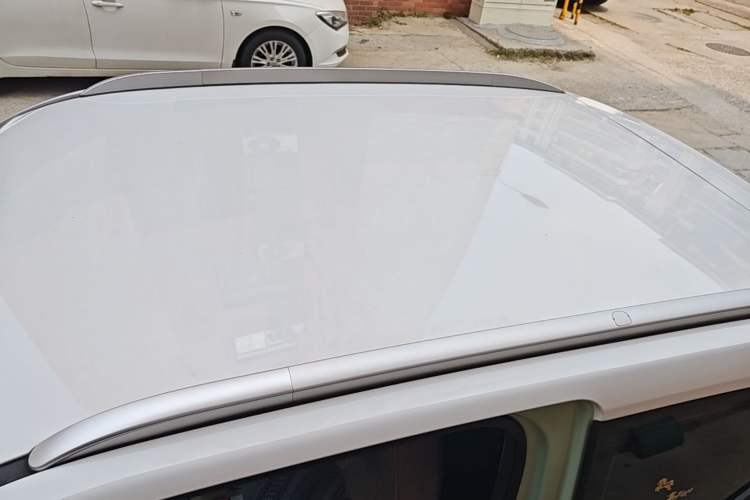Used Wuling Hongguang MINIEV 2024 3rd Generation 215km Advanced Version Roof