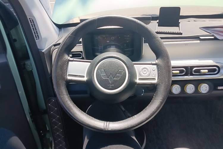 Used Wuling Hongguang MINIEV 2024 3rd Generation 215km Youth Edition Steering Wheel