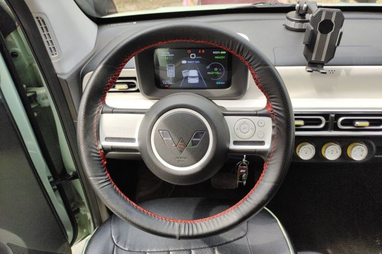 Used Wuling Hongguang MINIEV 2024 3rd Generation 215km Youth Edition Steering Wheel