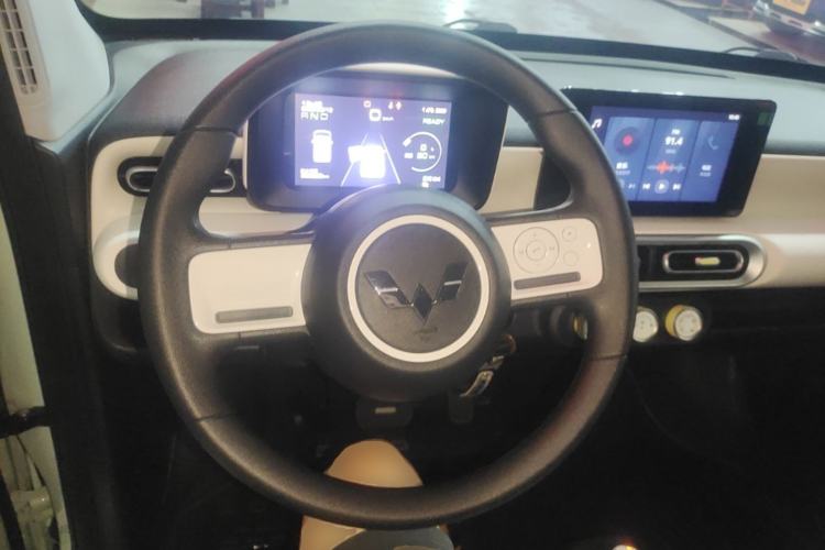 Used Wuling Hongguang MINIEV 2024 3rd Generation 215km Advanced Version Steering Wheel
