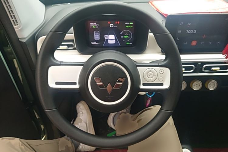 Used Wuling Hongguang MINIEV 2024 3rd Generation 215km Advanced Version Steering Wheel