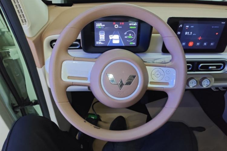 Used Wuling Hongguang MINIEV 2024 3rd Generation 215km Advanced Version Steering Wheel