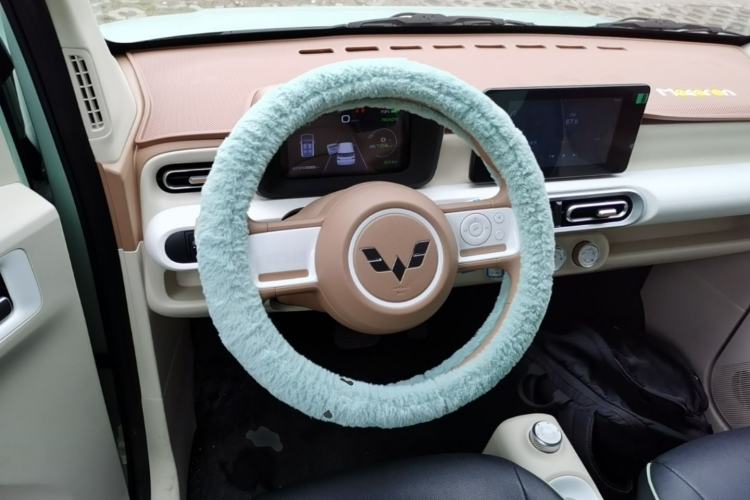 Used Wuling Hongguang MINIEV 2024 3rd Generation 170 km Steering Wheel