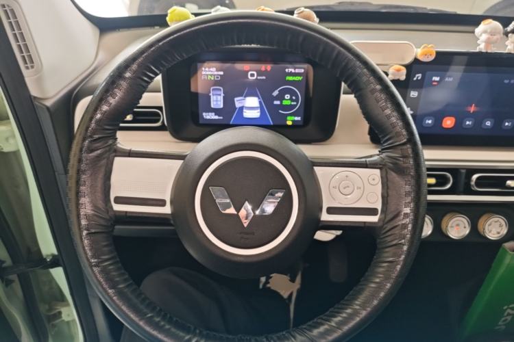 Used Wuling Hongguang MINIEV 2024 3rd Generation 215km Advanced Version Steering Wheel