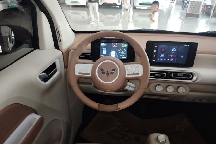 Used Wuling Hongguang MINIEV 2024 3rd Generation 215km Advanced Version Steering Wheel