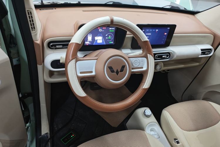 Used Wuling Hongguang MINIEV 2024 3rd Generation 215km Advanced Version Steering Wheel