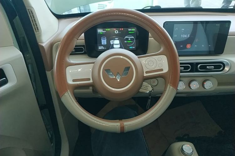 Used Wuling Hongguang MINIEV 2024 3rd Generation 215km Advanced Version Steering Wheel