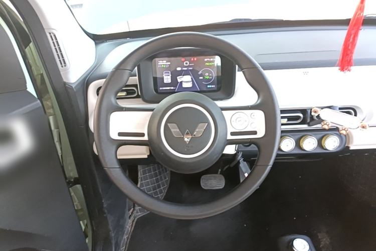 Used Wuling Hongguang MINIEV 2024 3rd Generation 215km Youth Edition Steering Wheel