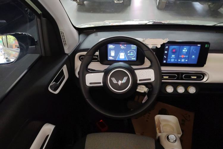 Used Wuling Hongguang MINIEV 2024 3rd Generation 215km Advanced Version Steering Wheel