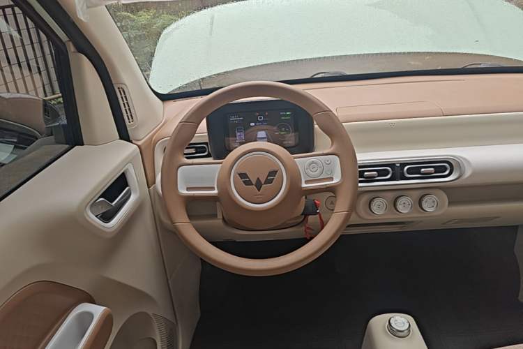 Used Wuling Hongguang MINIEV 2024 3rd Generation 215km Youth Edition Steering Wheel