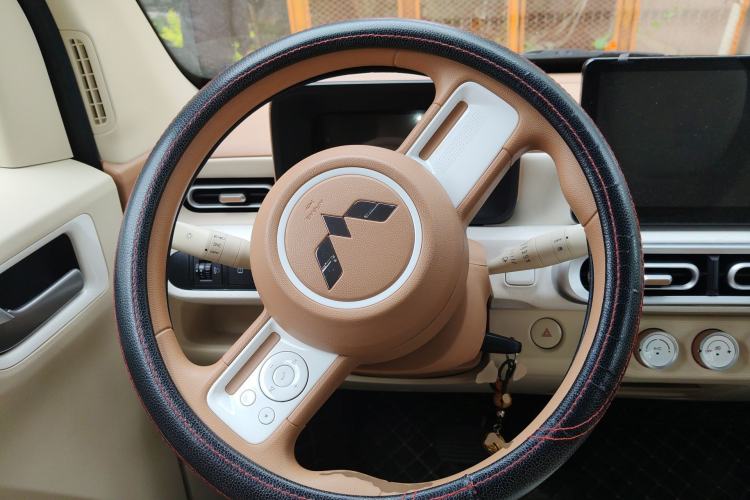 Used Wuling Hongguang MINIEV 2024 3rd Generation 215km Youth Edition Steering Wheel