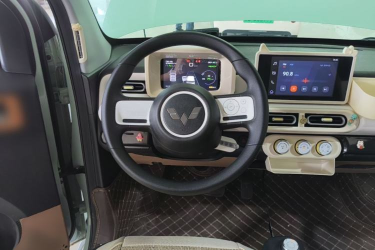 Used Wuling Hongguang MINIEV 2024 3rd Generation 215km Advanced Version Steering Wheel
