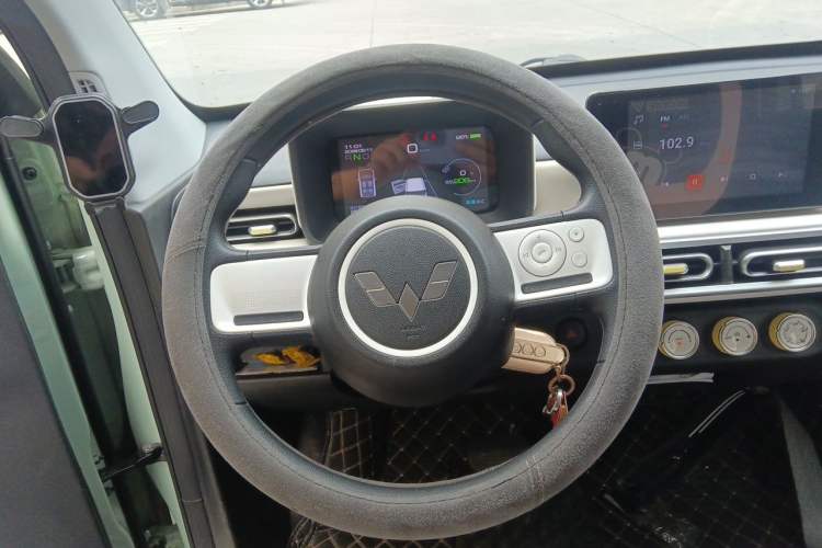 Used Wuling Hongguang MINIEV 2024 3rd Generation 215km Advanced Version Steering Wheel