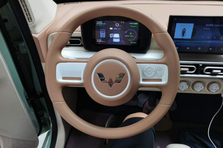Used Wuling Hongguang MINIEV 2024 3rd Generation 215km Youth Edition Steering Wheel