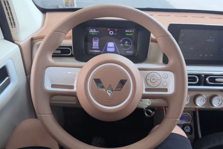 Used Wuling Hongguang MINIEV 2024 3rd Generation 215km Advanced Version Steering Wheel