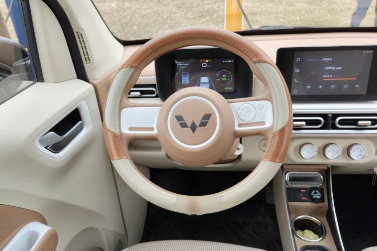 Used Wuling Hongguang MINIEV 2024 3rd Generation 215km Advanced Version Steering Wheel