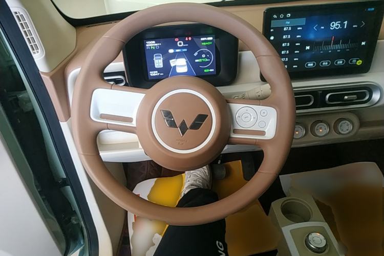 Used Wuling Hongguang MINIEV 2024 3rd Generation 215km Youth Edition Steering Wheel