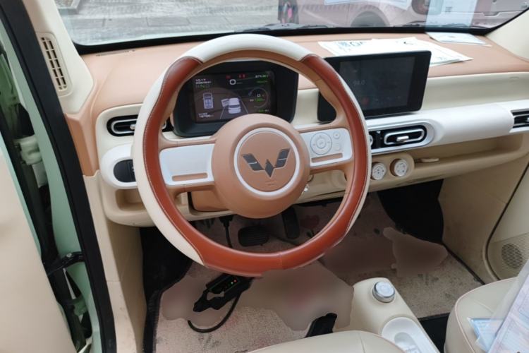 Used Wuling Hongguang MINIEV 2024 3rd Generation 215km Advanced Version Steering Wheel