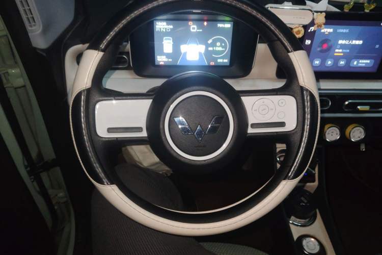 Used Wuling Hongguang MINIEV 2024 3rd Generation 215km Advanced Version Steering Wheel