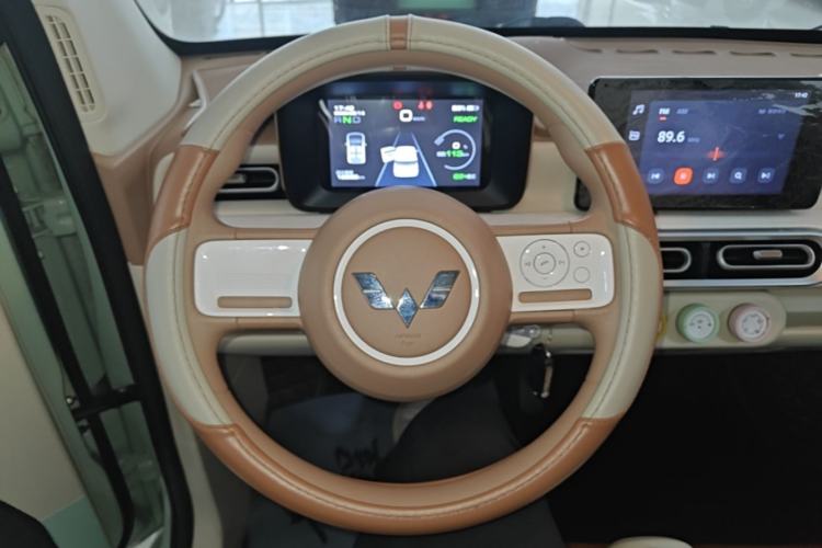 Used Wuling Hongguang MINIEV 2024 3rd Generation 215km Advanced Version Steering Wheel