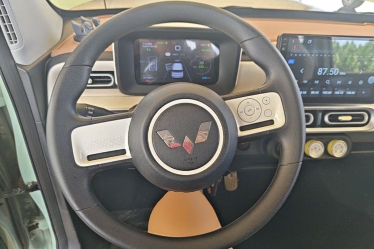 Used Wuling Hongguang MINIEV 2024 3rd Generation 215km Youth Edition Steering Wheel