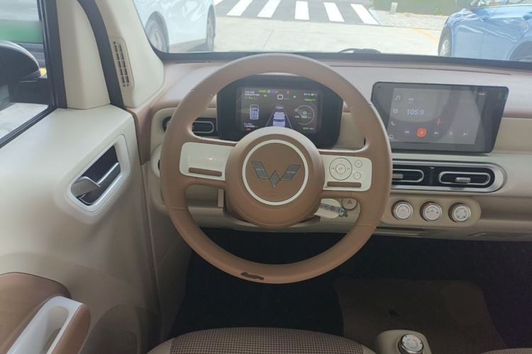 Used Wuling Hongguang MINIEV 2024 3rd Generation 215km Advanced Version Steering Wheel