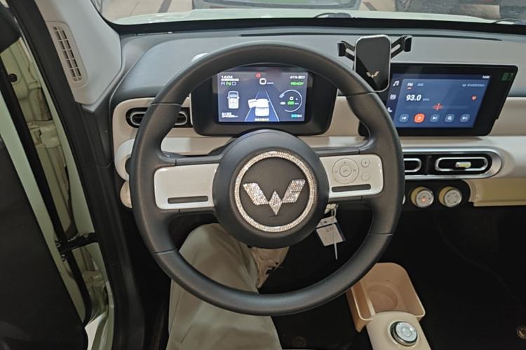 Used Wuling Hongguang MINIEV 2024 3rd Generation 215km Advanced Version Steering Wheel