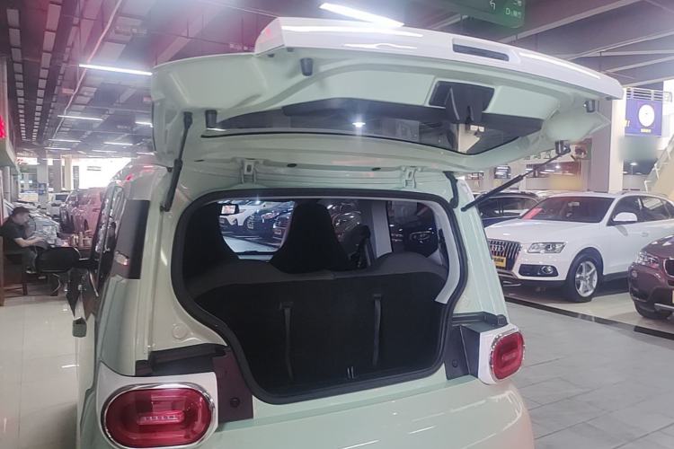 Used Wuling Hongguang MINIEV 2024 3rd Generation 215km Advanced Version Trunk