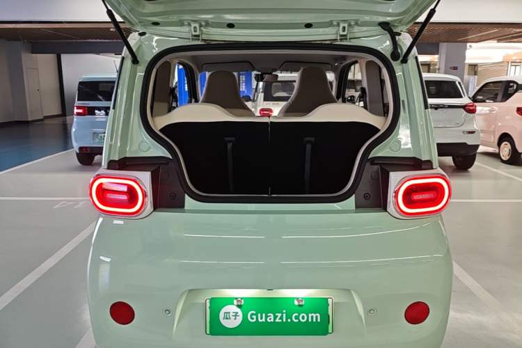 Used Wuling Hongguang MINIEV 2024 3rd Generation 215km Advanced Version Trunk