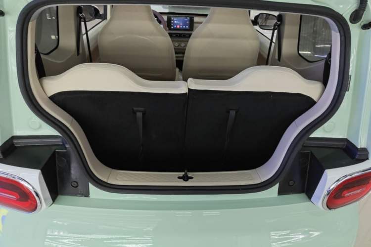 Used Wuling Hongguang MINIEV 2024 3rd Generation 215km Advanced Version Trunk