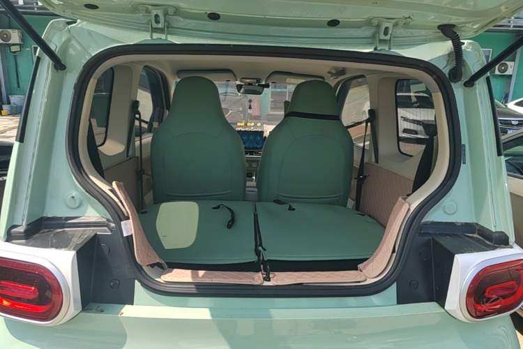 Used Wuling Hongguang MINIEV 2024 3rd Generation 215km Youth Edition Trunk
