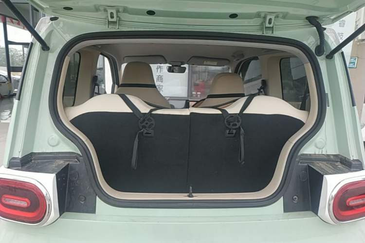 Used Wuling Hongguang MINIEV 2024 3rd Generation 215km Advanced Version Trunk