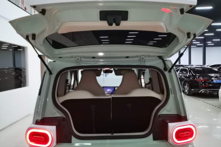 Used Wuling Hongguang MINIEV 2024 3rd Generation 215km Youth Edition Trunk