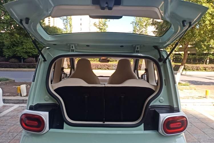 Used Wuling Hongguang MINIEV 2024 3rd Generation 215km Youth Edition Trunk