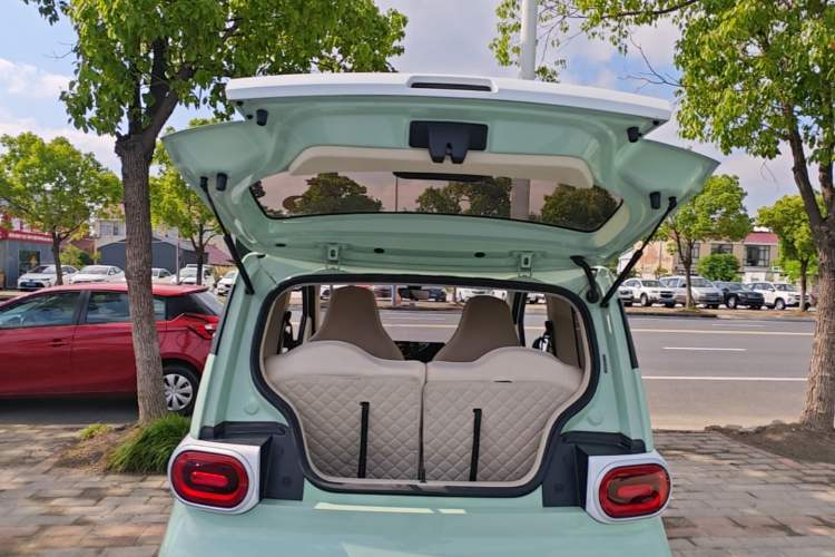 Used Wuling Hongguang MINIEV 2024 3rd Generation 215km Youth Edition Trunk