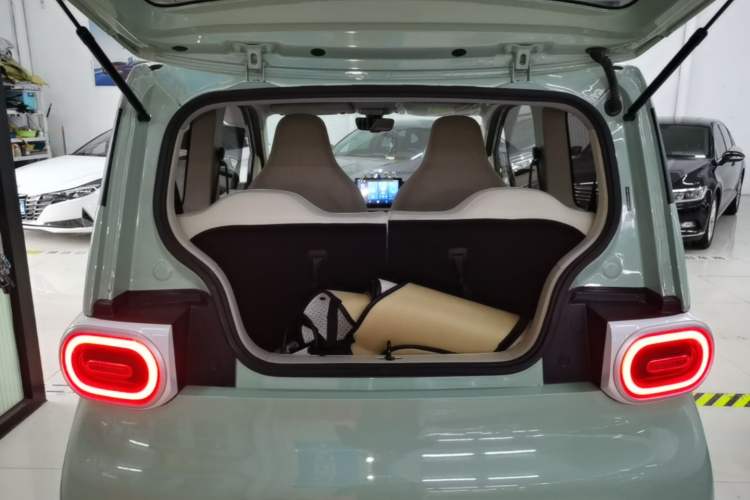 Used Wuling Hongguang MINIEV 2024 3rd Generation 215km Youth Edition Trunk