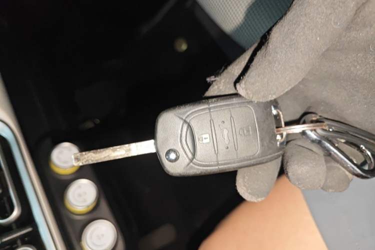 Used Wuling Hongguang MINIEV 2024 3rd Generation 215km Youth Edition Vehicle Key