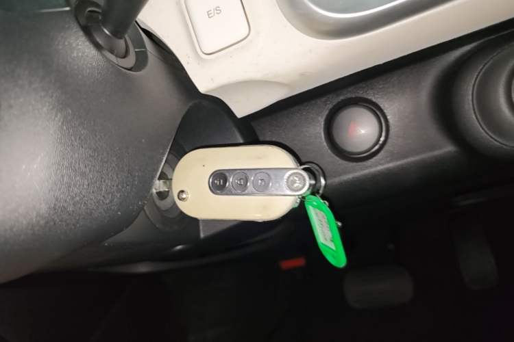 Used Wuling Hongguang MINIEV 2024 3rd Generation 215km Advanced Version Vehicle Key