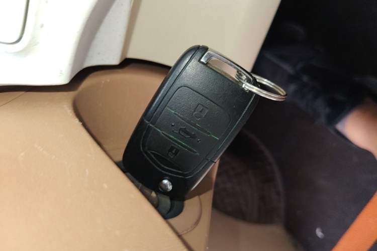 Used Wuling Hongguang MINIEV 2024 3rd Generation 215km Youth Edition Vehicle Key