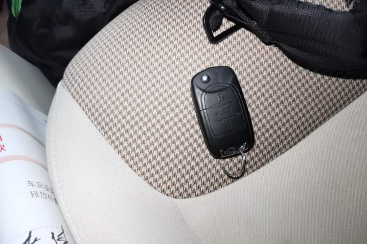 Used Wuling Hongguang MINIEV 2024 3rd Generation 215km Youth Edition Vehicle Key