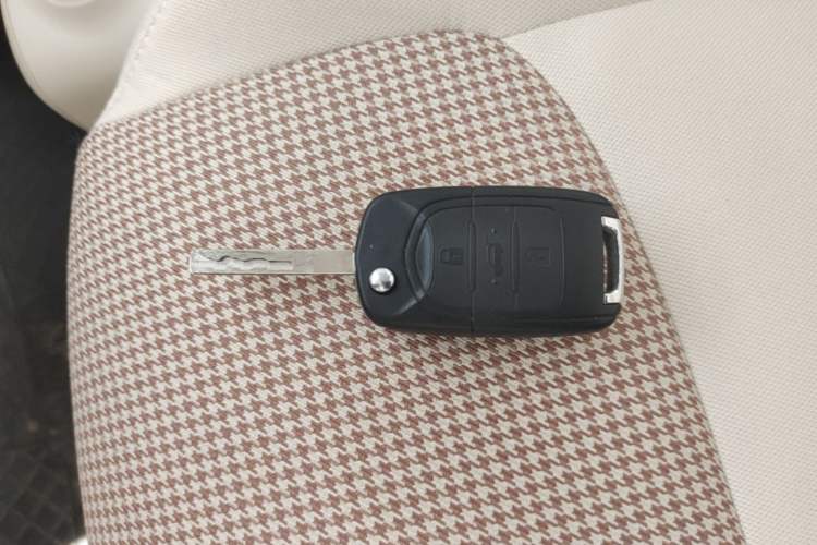 Used Wuling Hongguang MINIEV 2024 3rd Generation 215km Youth Edition Vehicle Key
