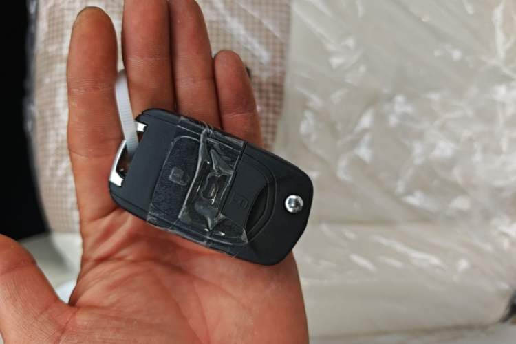 Used Wuling Hongguang MINIEV 2024 3rd Generation 215km Youth Edition Vehicle Key